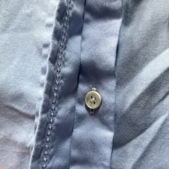 Lands’ End Pinpoint Oxford Blouse, size 10, blue, 80% Cotton, 20% Polyester. - Picture 7 of 10